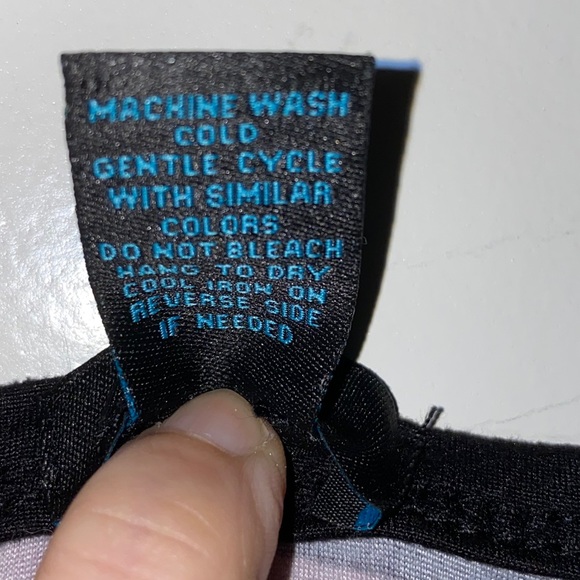 ♦️Stripe Tank Top♦️ - Picture 3 of 4